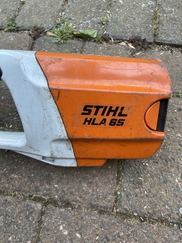 Still battery hedge - still,